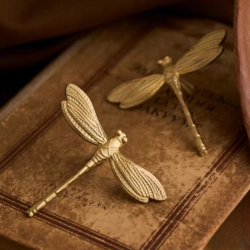 Unique Furniture Hardware Pulls - Francuskie mosiężne uchwyty do szafek w